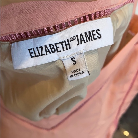 Amazing Elizabeth and James dress - Picture 3 of 4